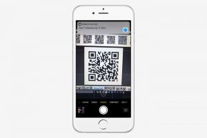 Scan QR code with iPhone camera 