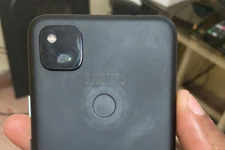 Google has cut the price of the Pixel 4 by almost half.  What happened?
