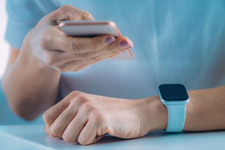 Smartphone and smart watch 