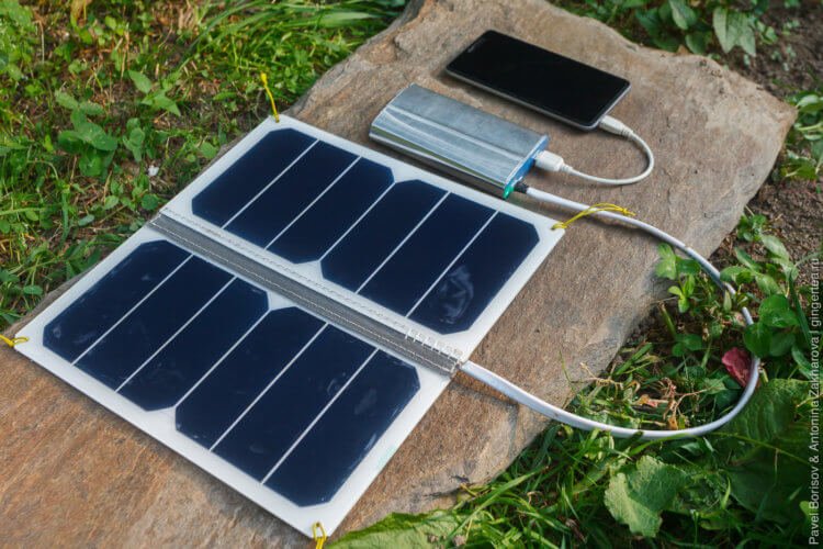 How to keep your smartphone and laptop powered up while hiking?