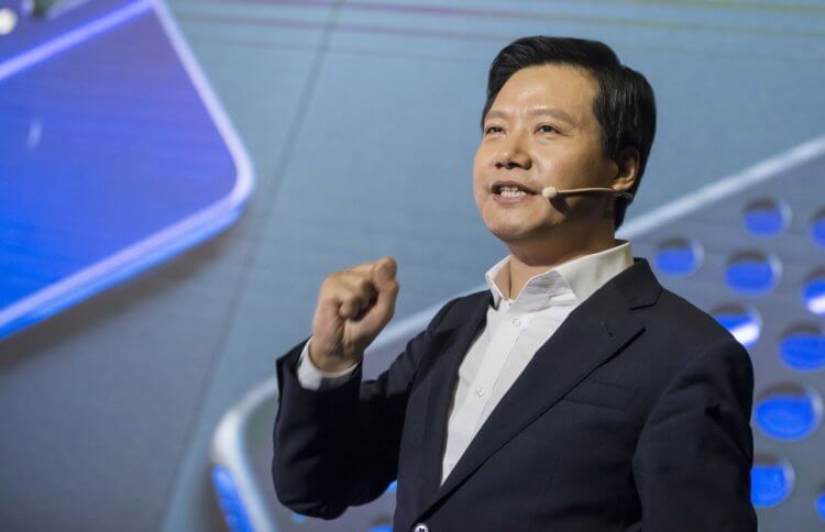 L - hypocrisy.  CEO Xiaomi uses iPhone but hides it