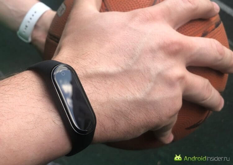 Awl for soap - Xiaomi Mi Band 5 is almost no different from Mi Band 4