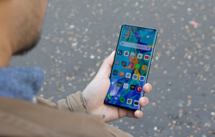 Should you buy the Huawei P30 Pro?  What the owners say