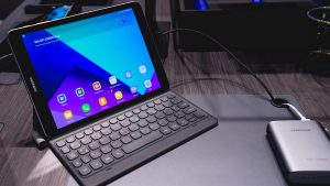 Tablet with keyboard 