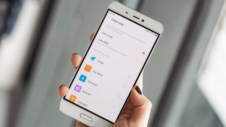 Xiaomi officially agreed to preinstall Russian software